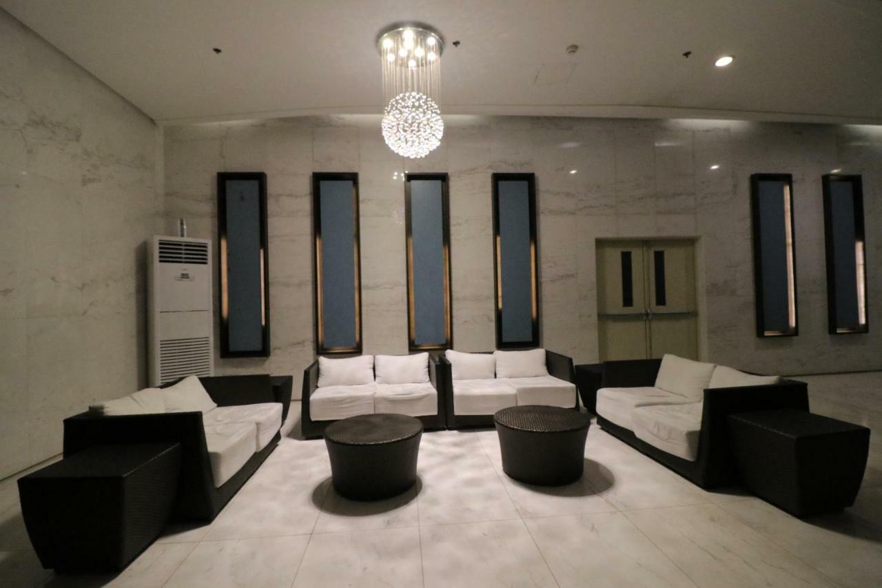 Oasis Regency @ Fort Victoria Bgc Тагіг Екстер'єр фото